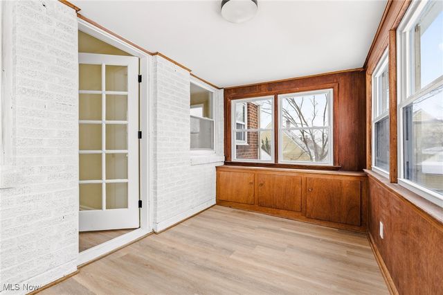 890 E 250th Street, Euclid, OH 44132