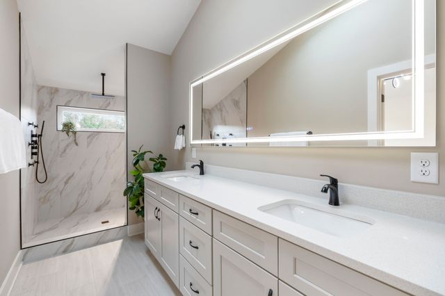 1117B Chester Ave B, Nashville, TN 37206