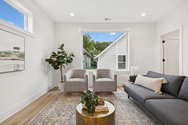 1117B Chester Ave B, Nashville, TN 37206