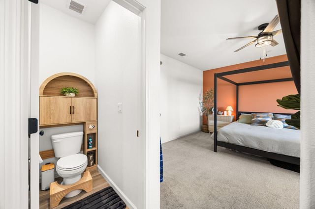 518 Bedfordshire Dr, Patterson, CA 95363