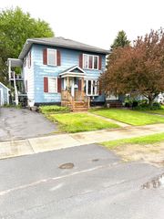 24 Delaware St Street, Rouses Point, NY 12979