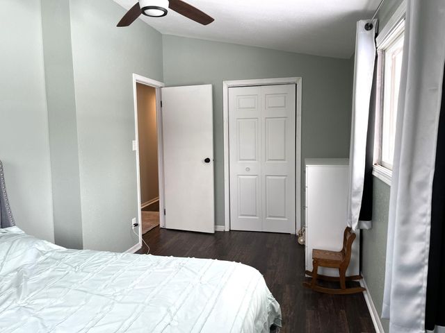 3702 W Amber Lake Drive, Fairmont, MN 56031