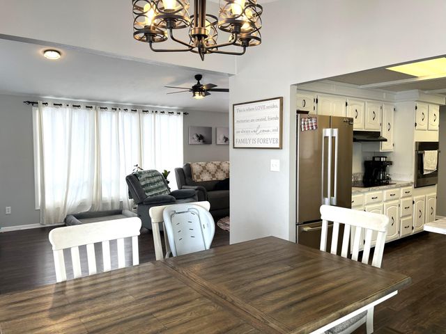 3702 W Amber Lake Drive, Fairmont, MN 56031