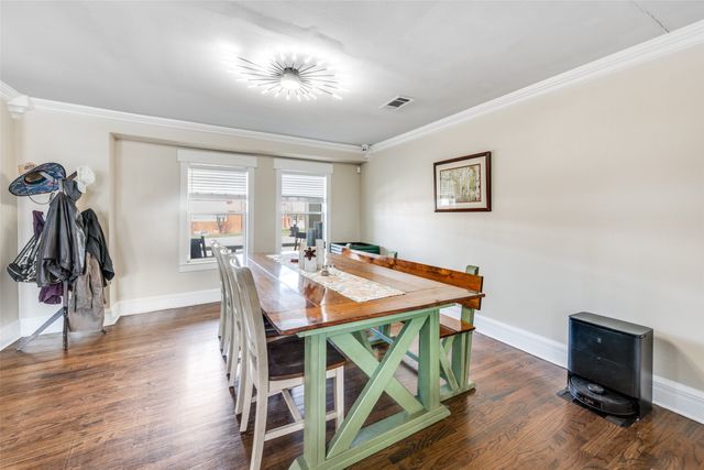 1113 Carlock Street, Fort Worth, TX 76110