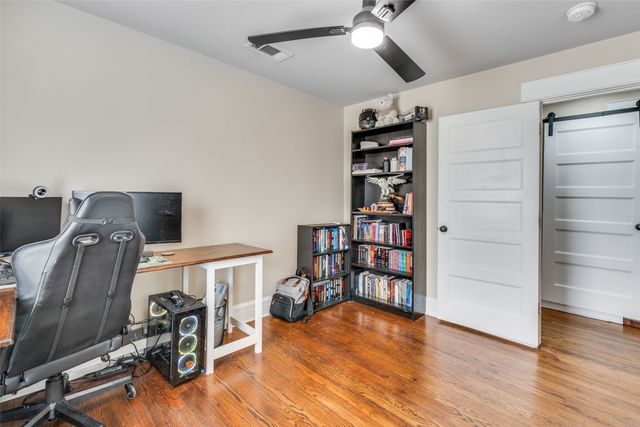 1113 Carlock Street, Fort Worth, TX 76110