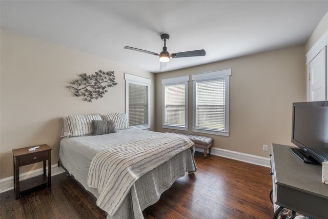 1113 Carlock Street, Fort Worth, TX 76110