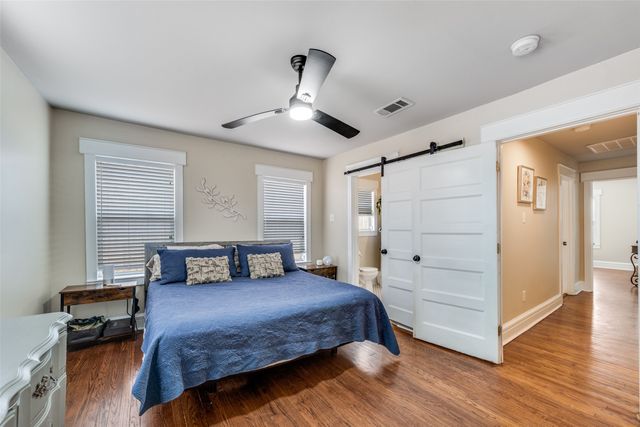 1113 Carlock Street, Fort Worth, TX 76110