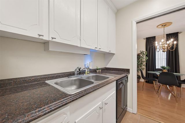 2822 Briarhurst Drive 52, Houston, TX 77057
