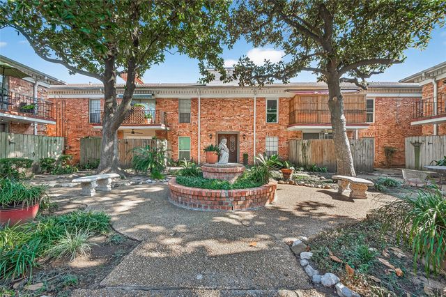2822 Briarhurst Drive 52, Houston, TX 77057