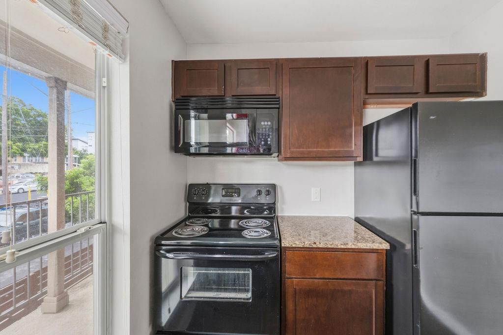 2512 Durwood ST 204, Austin, TX 78704