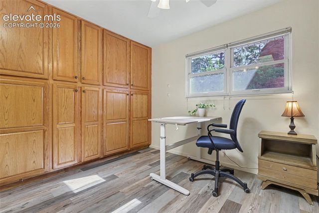 21 Via Sierra Grande NA, Manitou Springs, CO 80829