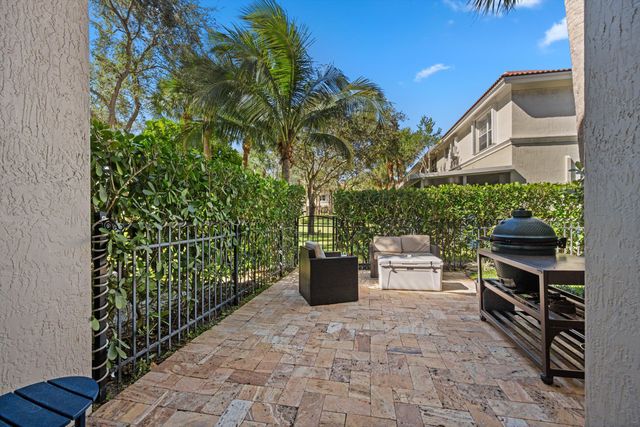 6058 Seminole Gardens Circle, Riviera Beach, FL 33418