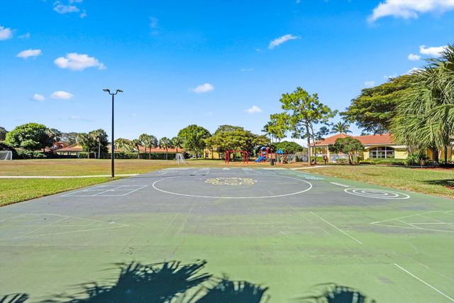 6058 Seminole Gardens Circle, Riviera Beach, FL 33418