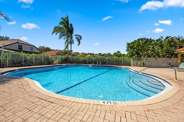 6058 Seminole Gardens Circle, Riviera Beach, FL 33418