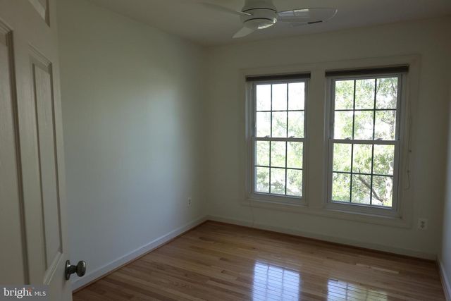 822 W GLEBE RD, Alexandria, VA 22305