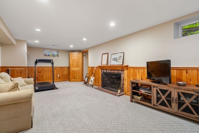 4 Cherry Brook Road, Weston, MA 02493