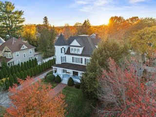 2108 Elm Street, Manchester, NH 03104