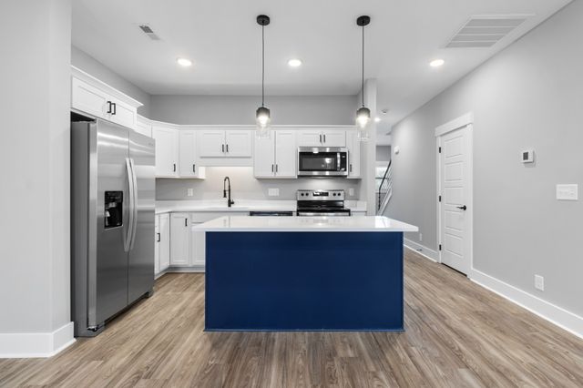 106 Jonathan Wade Circle, Clarksville, TN 37043