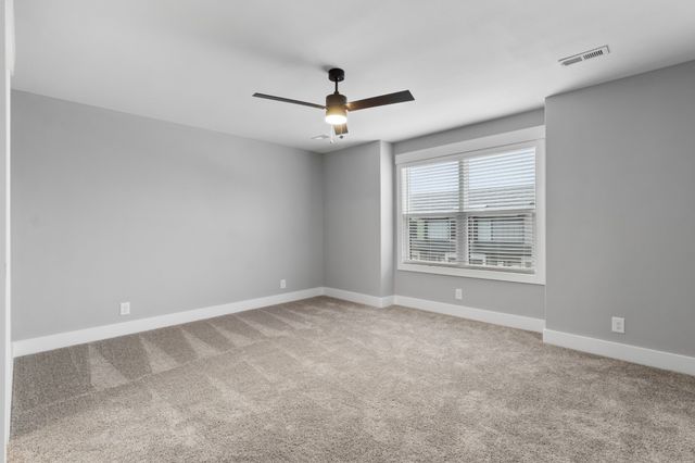 106 Jonathan Wade Circle, Clarksville, TN 37043