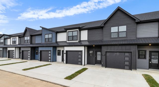 106 Jonathan Wade Circle, Clarksville, TN 37043