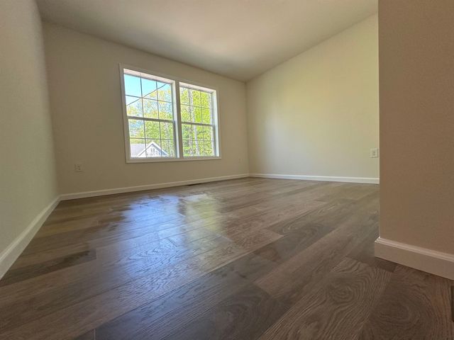 31 Fribourg Street, Moultonborough, NH 03254
