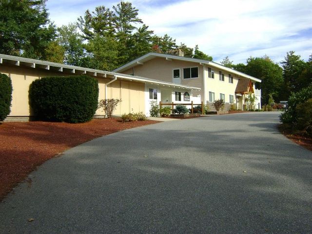 31 Fribourg Street, Moultonborough, NH 03254