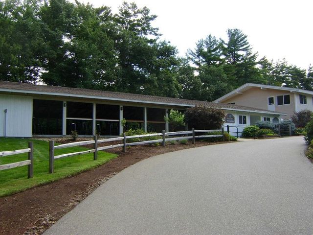 31 Fribourg Street, Moultonborough, NH 03254