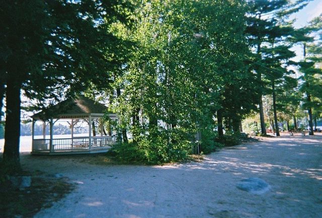 31 Fribourg Street, Moultonborough, NH 03254