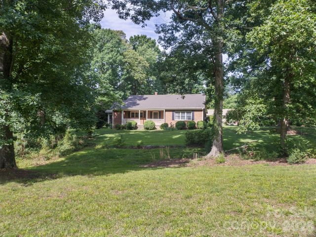 3250 Mount Pleasant Road S, Concord, NC 28025
