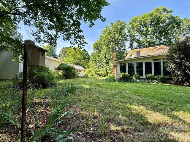 3250 Mount Pleasant Road S, Concord, NC 28025