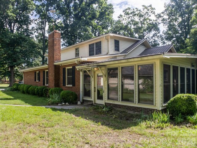 3250 Mount Pleasant Road S, Concord, NC 28025