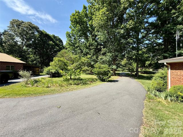 3250 Mount Pleasant Road S, Concord, NC 28025