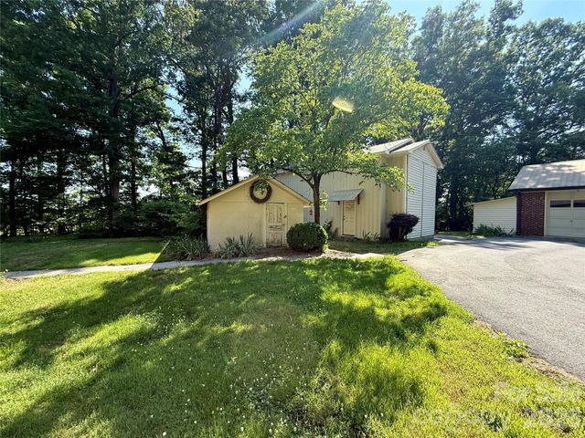 3250 Mount Pleasant Road S, Concord, NC 28025