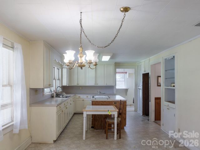 3250 Mount Pleasant Road S, Concord, NC 28025