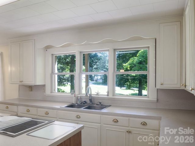 3250 Mount Pleasant Road S, Concord, NC 28025