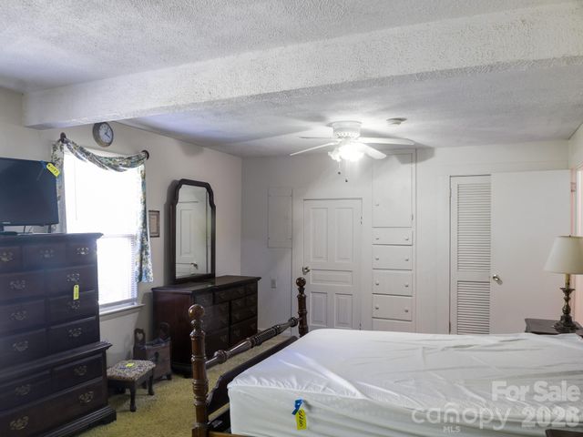 3250 Mount Pleasant Road S, Concord, NC 28025