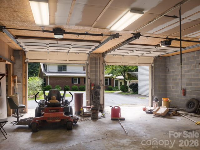 3250 Mount Pleasant Road S, Concord, NC 28025