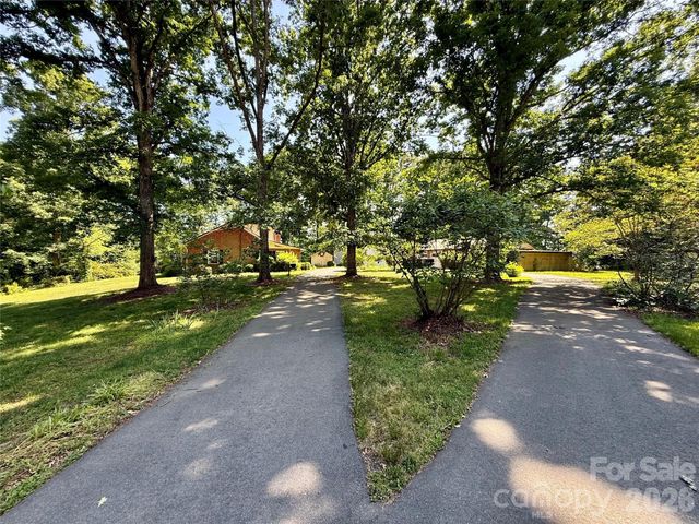 3250 Mount Pleasant Road S, Concord, NC 28025