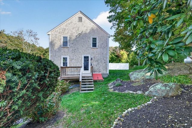 33 White Horse Rd, Plymouth, MA 02360