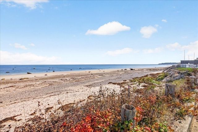 33 White Horse Rd, Plymouth, MA 02360