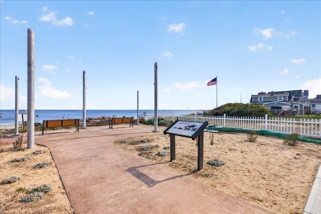 33 White Horse Rd, Plymouth, MA 02360