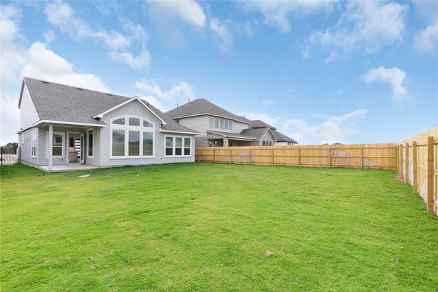 320 West Faulkner ST, Liberty Hill, TX 78642