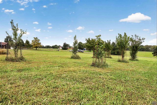 17208 Bowser DR, Hoyt, KS 66440