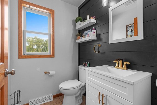 1204 FAIRFAX STREET, Oshkosh, WI 54904