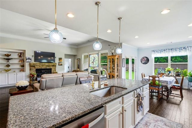 7750 Farrow Pass Circle, Cumming, GA 30028