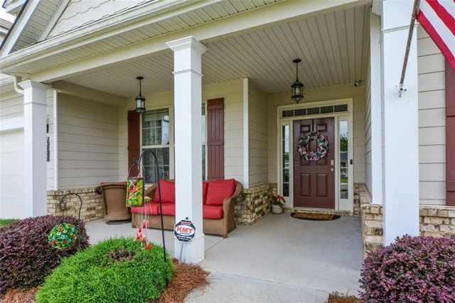 7750 Farrow Pass Circle, Cumming, GA 30028