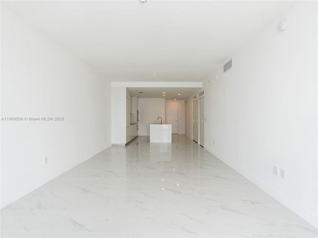 700 NE 24th St 3606, Miami, FL 33137