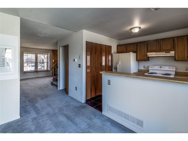 9713 W Chatfield Ave C, Littleton, CO 80128