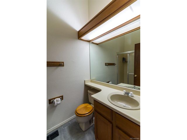 9713 W Chatfield Ave C, Littleton, CO 80128