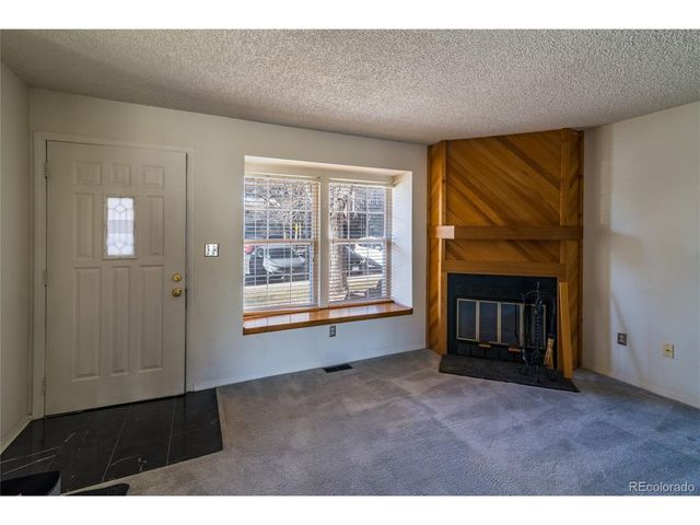 9713 W Chatfield Ave C, Littleton, CO 80128